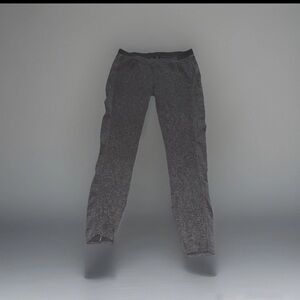 seven7 Mid Rise leggings Size Six 6 Ankle Gray Snake Print